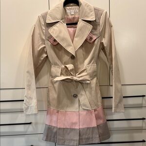 Via Spiga Colorblock Trench Coat in Beige and Pink